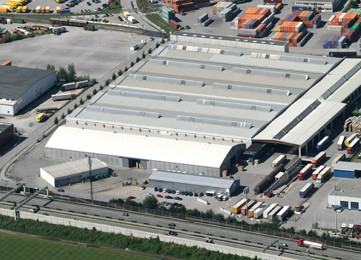 “百年老字号”谈球吧体育官网入口地板 听着就不简单